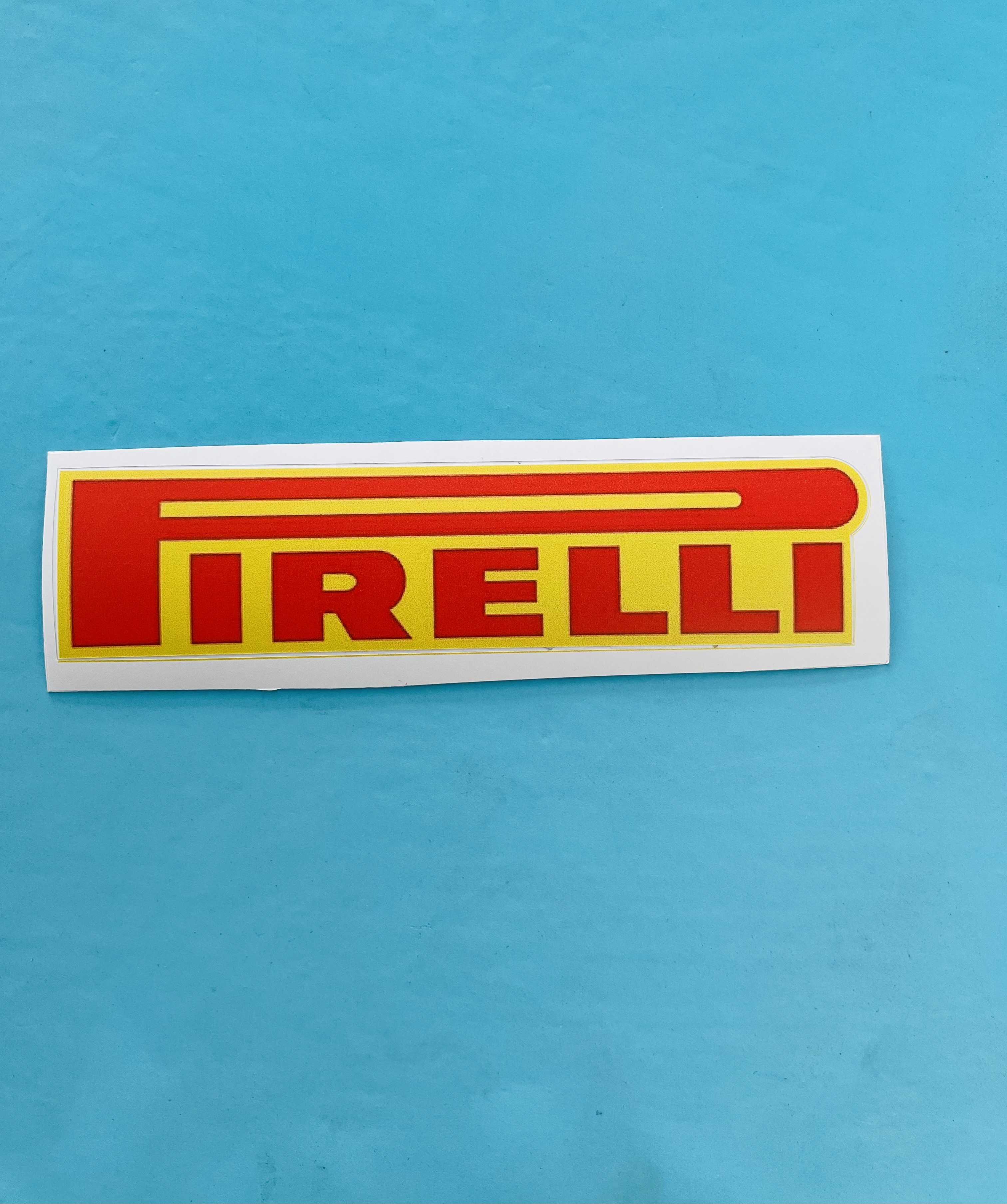 استیکر PIRELLI سایز ۱۴ سانت